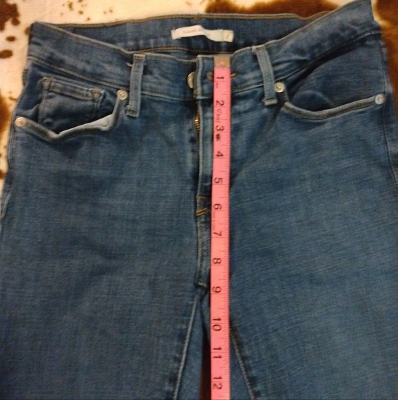 Women's Levi's Mid Rise Boot Cut Jeans - Picture 7 of 8
